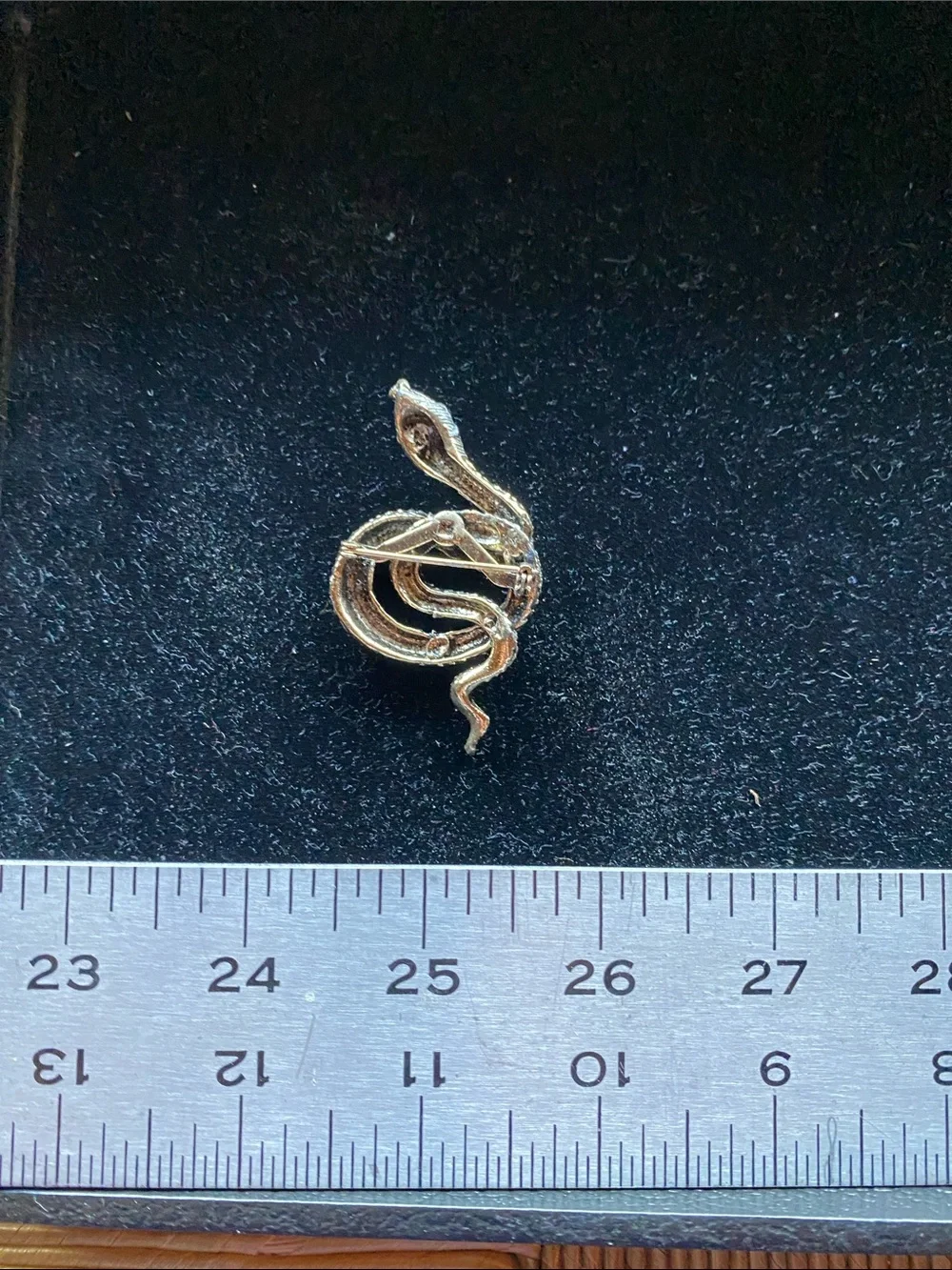 Silver metal Snake Pin Brooch for Reptile Lovers - silverrColor
